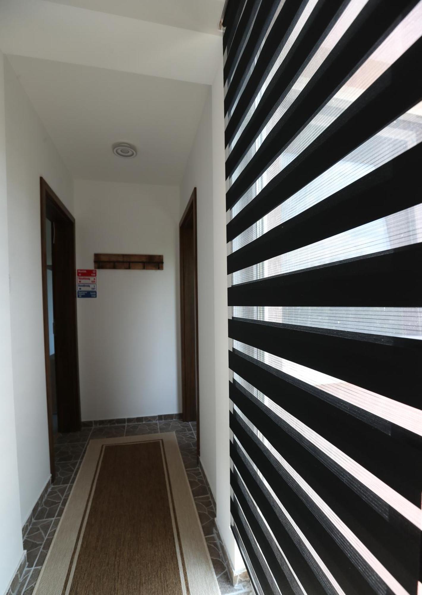 Four Flowers Apartman Шиофок Экстерьер фото