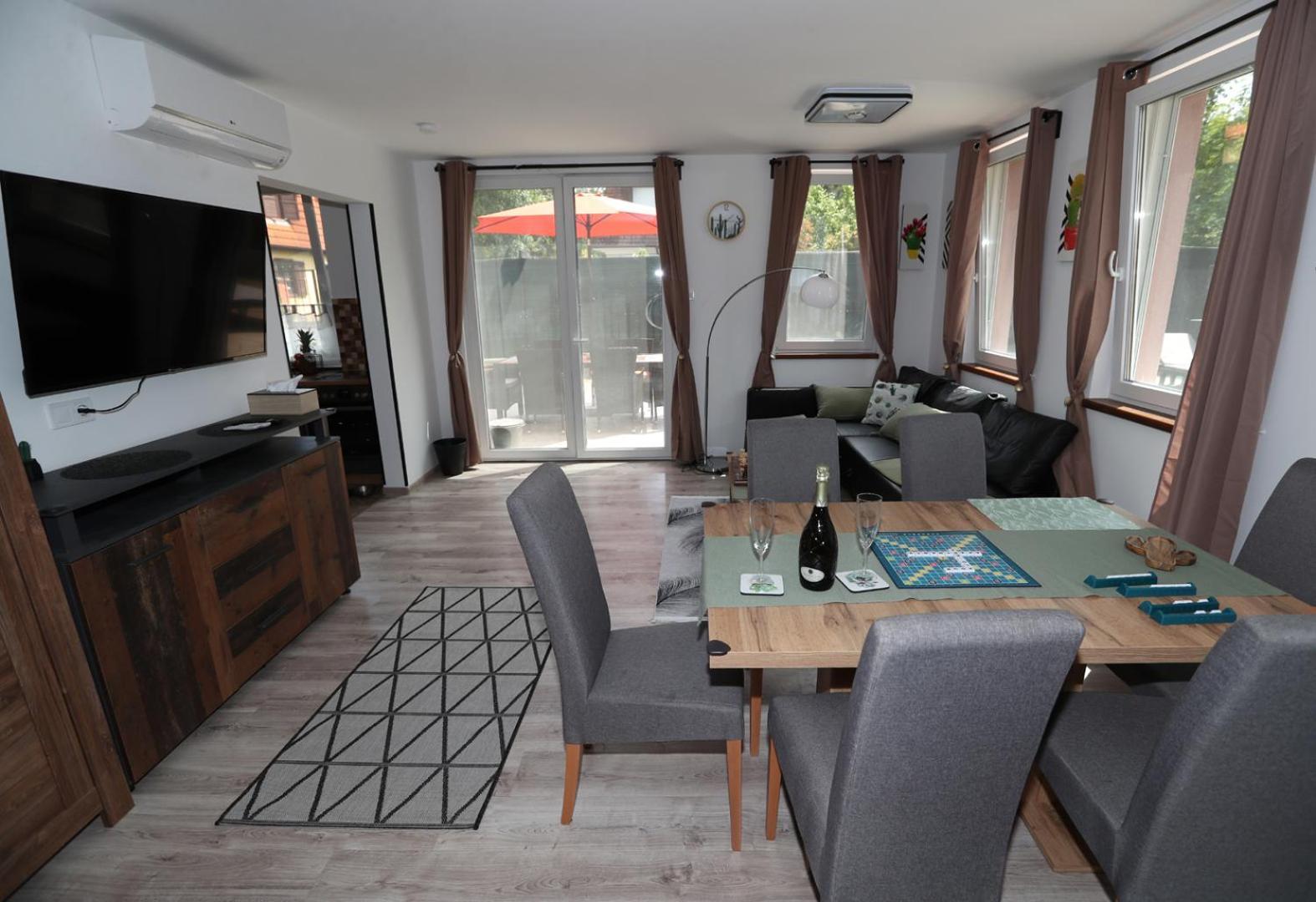 Four Flowers Apartman Шиофок Экстерьер фото